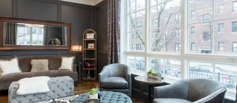 Elegant and spacious living room with modern design and cozy furnishings.